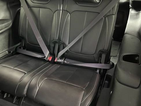 Used 2023 Jeep Grand Cherokee L Limited image 26