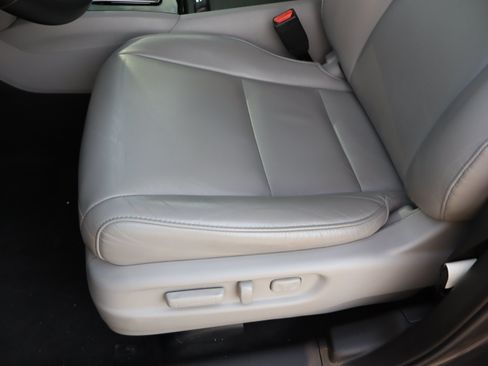 Used 2019 Honda Pilot Touring image 18