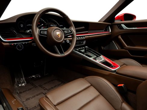 Used 2022 Porsche 911 Carrera S w/ Premium Package RWD image 30