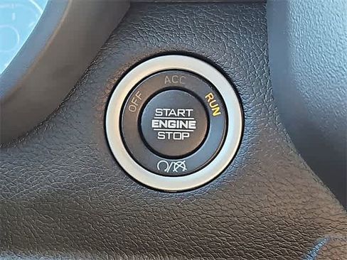 Used 2024 RAM 2500 Big Horn w/ Sport Appearance Package image 23