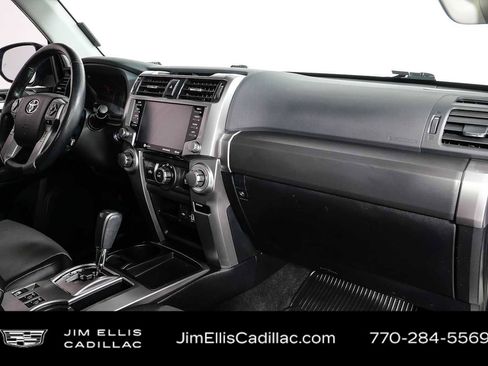 Used 2023 Toyota 4Runner SR5 Premium w/ Moonroof Package RWD image 24