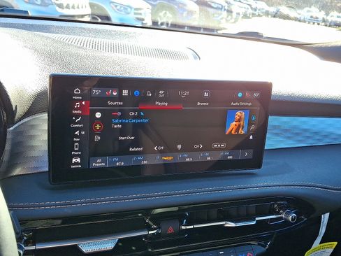 New 2025 Alfa Romeo Tonale w/ Premium Package image 15