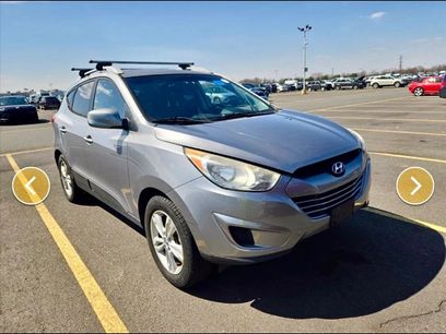Used 2010 Hyundai Tucson GLS w/ Popular Equipment Pkg 2