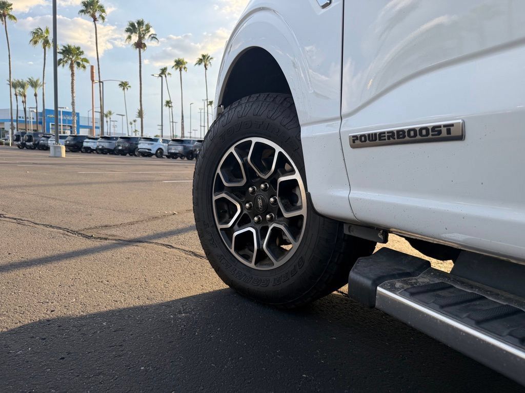 Used 2022 Ford F150 Lariat w/ Max Trailer Tow Package AWD/4WD image 3