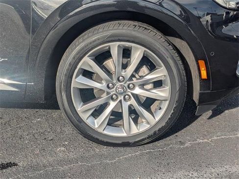 Used 2022 Buick Envision Avenir w/ Technology Package II image 11