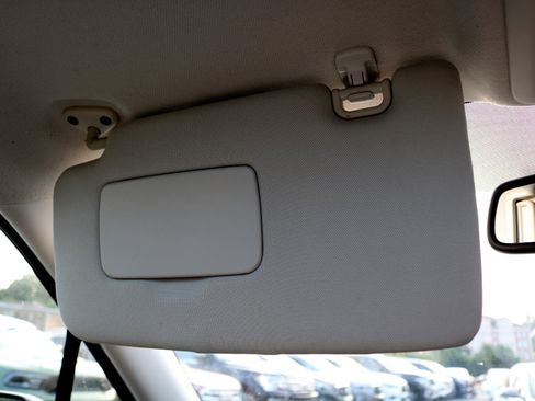 Used 2014 Subaru Forester 2.5i Limited image 26