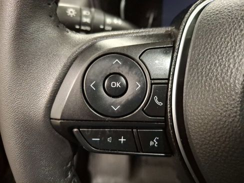 Used 2025 Toyota RAV4 XLE Premium image 19