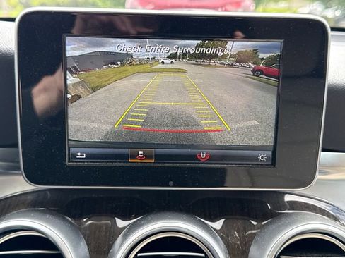Used 2017 Mercedes-Benz GLC 300 4MATIC image 30