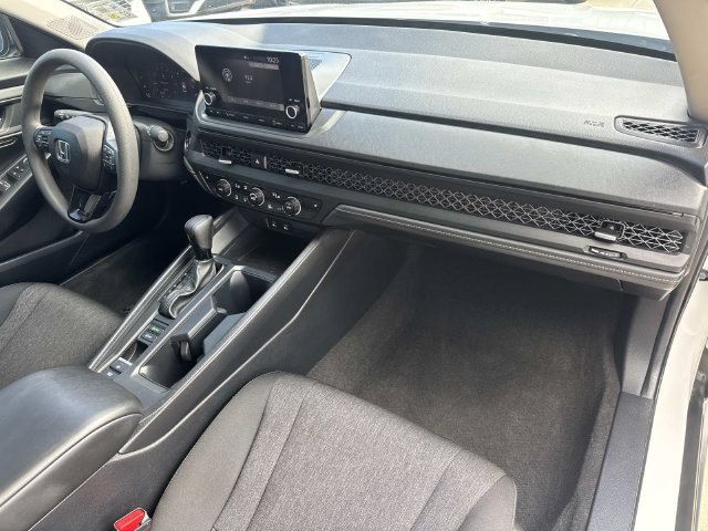 Certified 2023 Honda Accord EX image 13