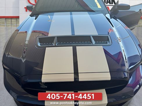 Used 2010 Ford Mustang Shelby GT500 RWD image 29
