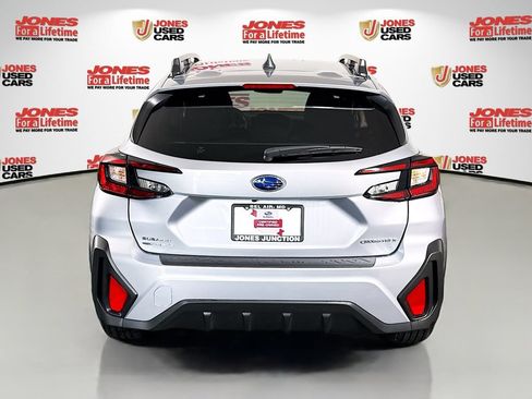 Used 2025 Subaru Crosstrek 2.5i Premium AWD/4WD image 16
