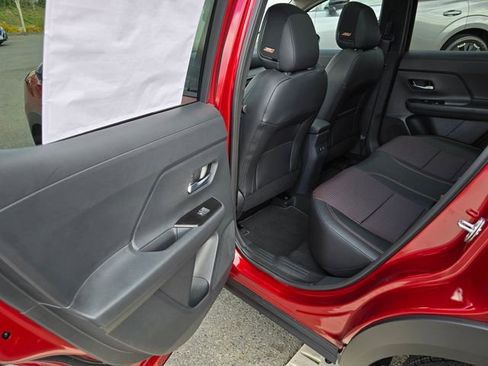 New 2026 Nissan Kicks SR AWD/4WD image 13