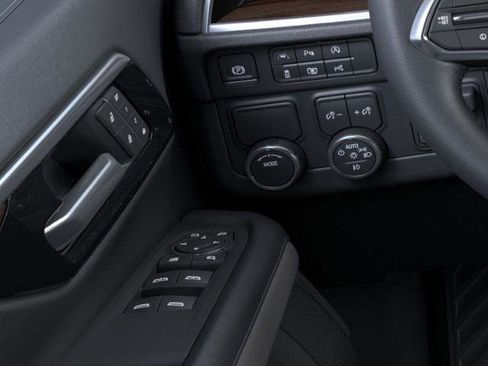 New 2026 Chevrolet Suburban High Country image 46