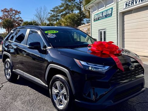 Used 2023 Toyota RAV4 XLE w/ Convenience Package image 12