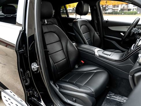 Used 2021 Mercedes-Benz GLC 300 4MATIC Coupe image 33