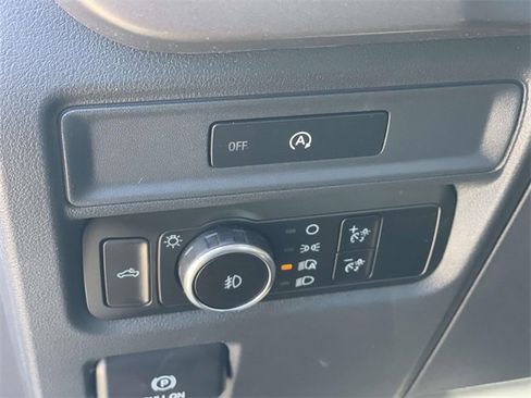 New 2025 Ford F150 XL w/ Equipment Group 103A High image 16