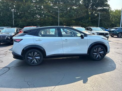 Certified 2024 Nissan Ariya AWD image 8