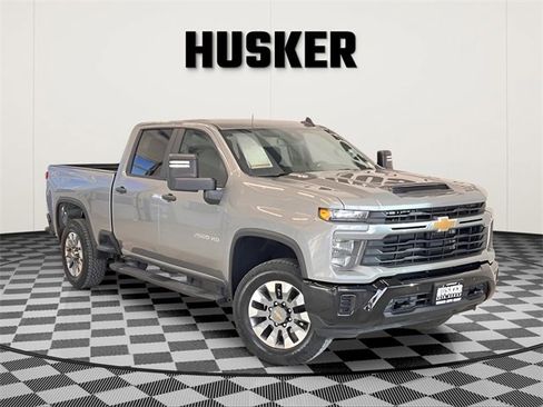 Used 2026 Chevrolet Silverado 2500 Custom w/ Custom Value Package image 1