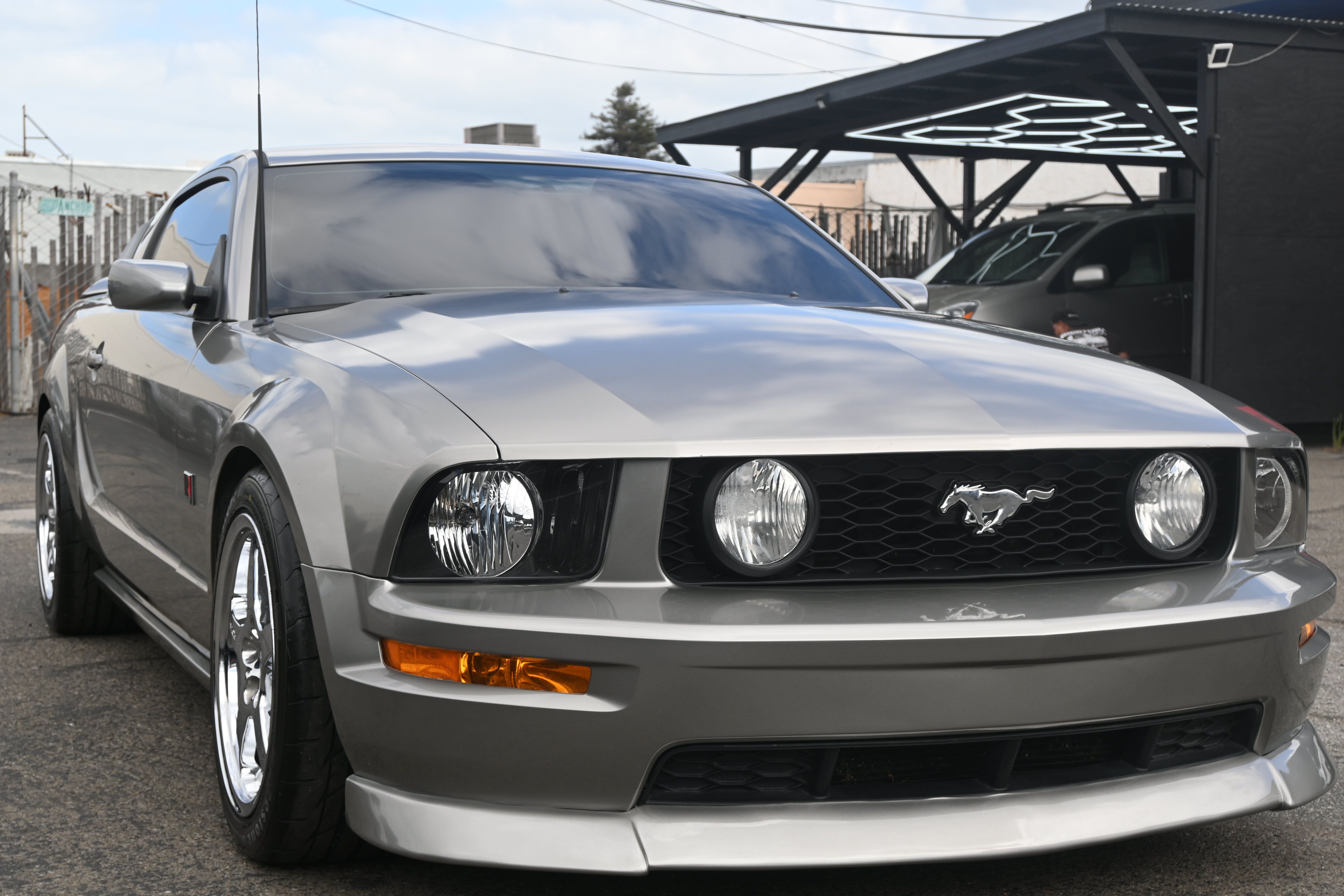 Used 2008 Ford Mustang GT RWD image 13