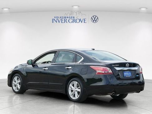 Used 2013 Nissan Altima 2.5 SL FWD image 5