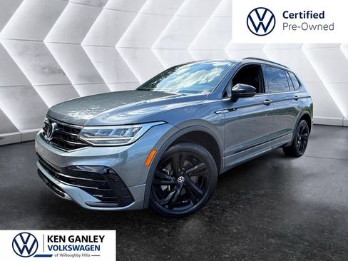 Used 2024 Volkswagen Tiguan SE R-Line AWD/4WD image 1