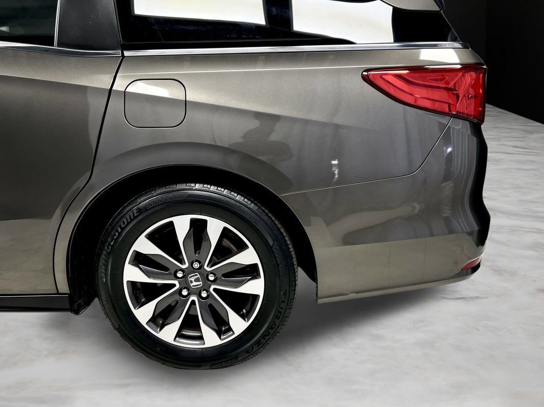 Used 2021 Honda Odyssey EX-L image 13