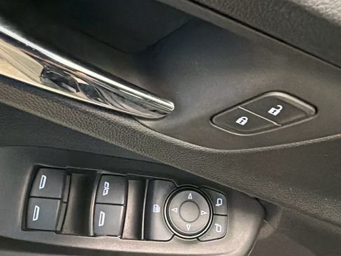 Used 2023 Chevrolet TrailBlazer RS w/ Convenience Package AWD/4WD image 14