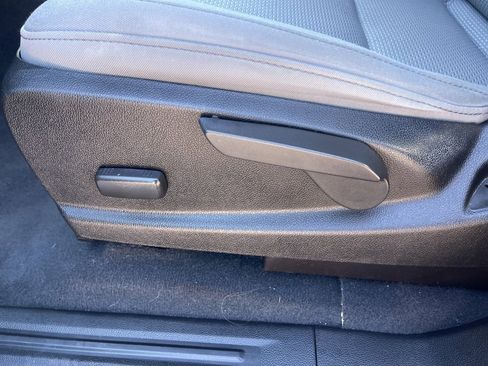 Certified 2021 GMC Canyon Elevation Standard w/ Convenience Package image 16