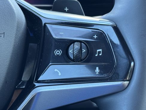 Used 2025 BMW 530i xDrive w/ Premium Package AWD/4WD image 20