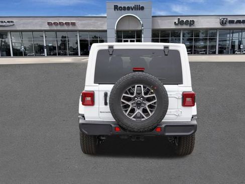 New 2026 Jeep Wrangler Unlimited Sahara AWD/4WD image 4