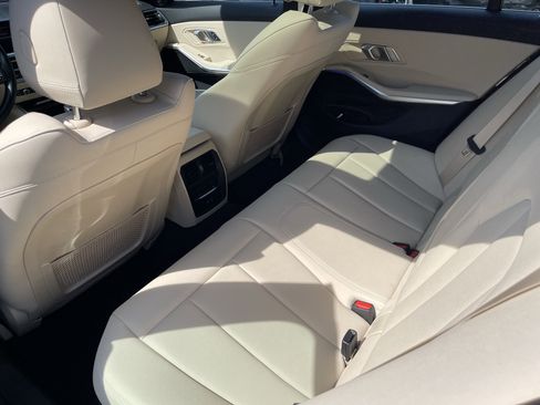 Used 2021 BMW 330i xDrive Sedan w/ Premium Package image 16