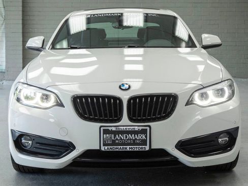 Used 2020 BMW 230i Coupe w/ Premium Package RWD image 5