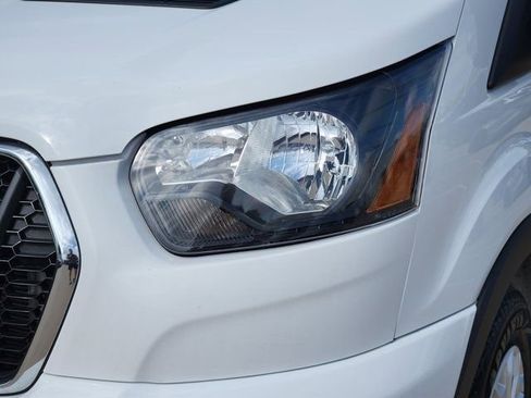 Used 2025 Ford Transit 350 XLT image 17