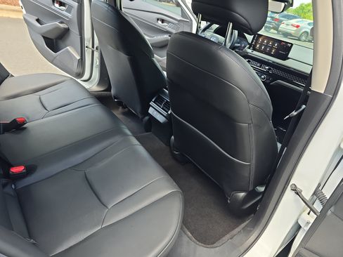 Used 2024 Honda Accord Touring image 11