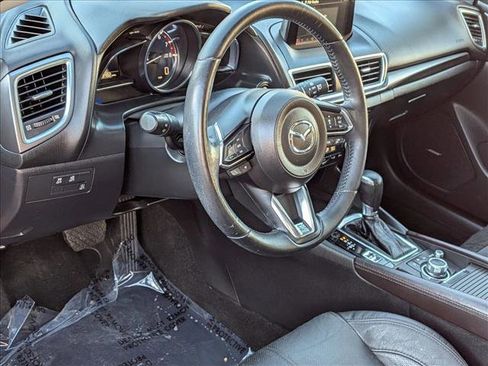 Used 2018 MAZDA MAZDA3 Grand Touring w/ Premium Equipment Package image 10
