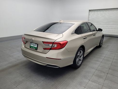 Used 2019 Honda Accord EX image 9