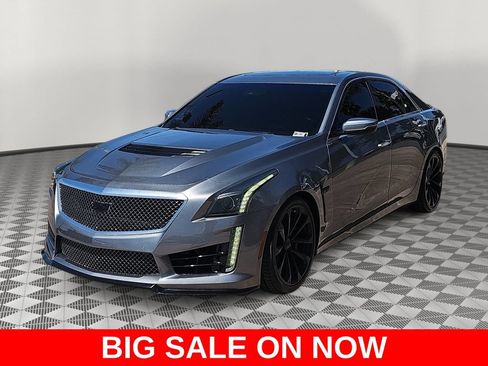 Used 2019 Cadillac CTS V w/ Luxury Package RWD image 7