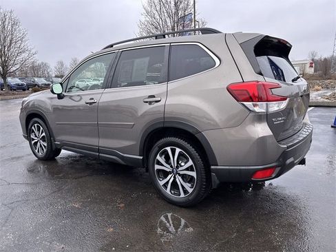Used 2019 Subaru Forester Limited w/ Popular Package #3 image 8