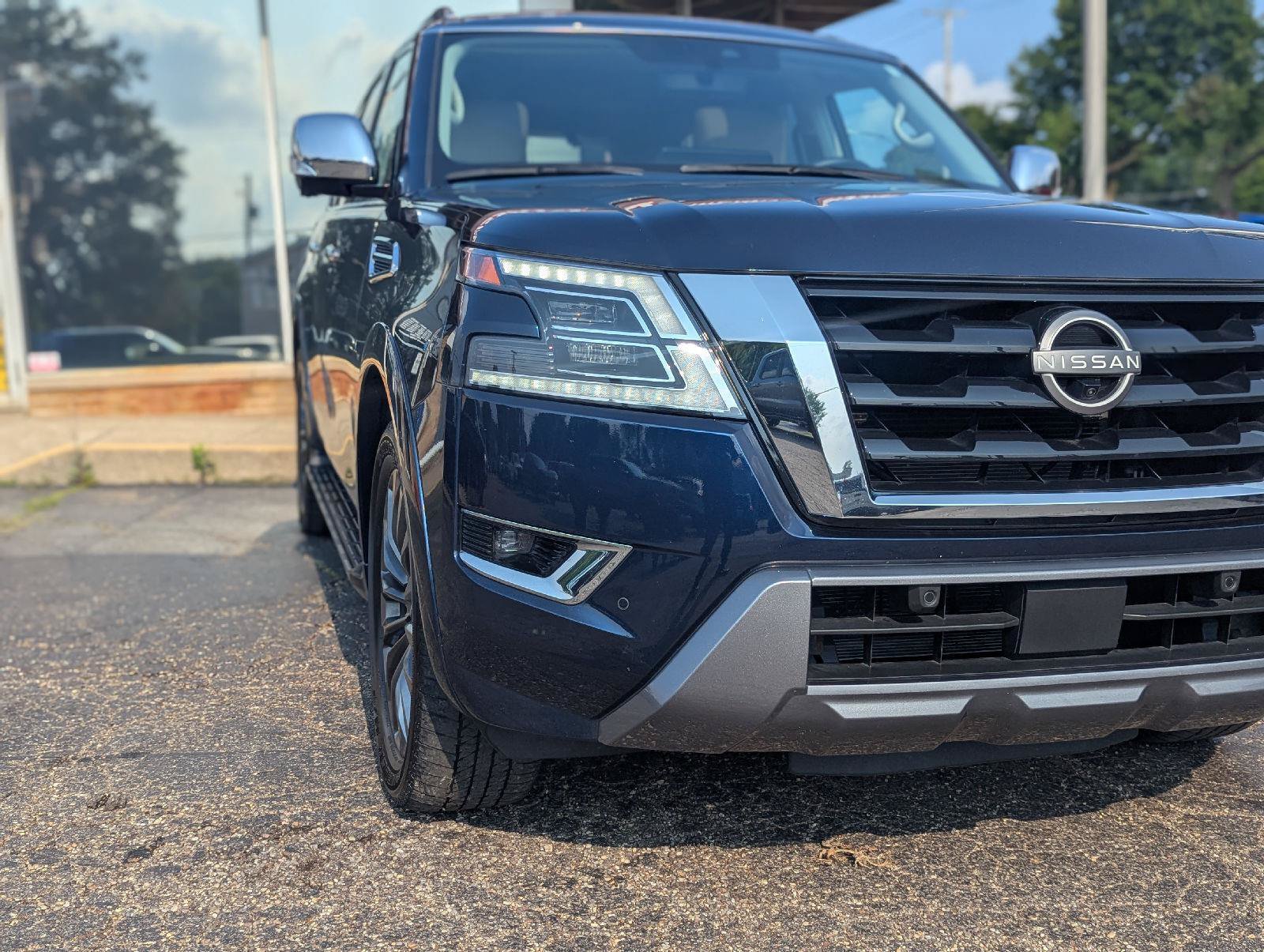 Used 2023 Nissan Armada Platinum w/ Captain's Chairs Package AWD/4WD image 18