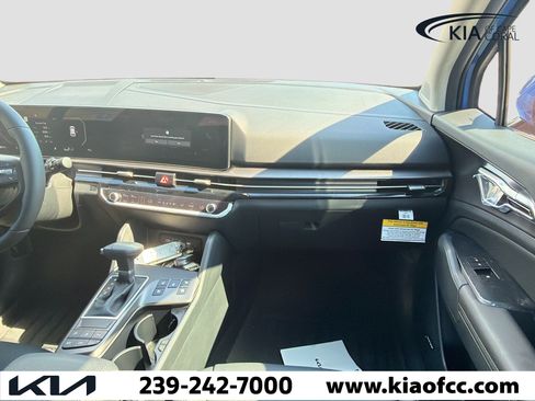 New 2026 Kia Sportage SX FWD image 17