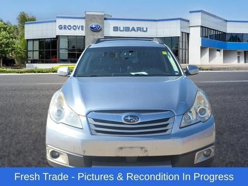 Used 2012 Subaru Outback 2.5i Limited w/ Moonroof Pkg AWD/4WD image 9