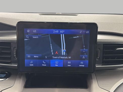 Used 2024 Ford Explorer XLT w/ Equipment Group 202A AWD/4WD image 8