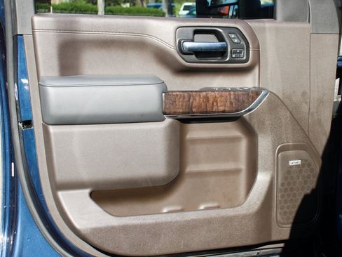 Used 2020 GMC Sierra 3500 Denali w/ Denali Ultimate Package image 15