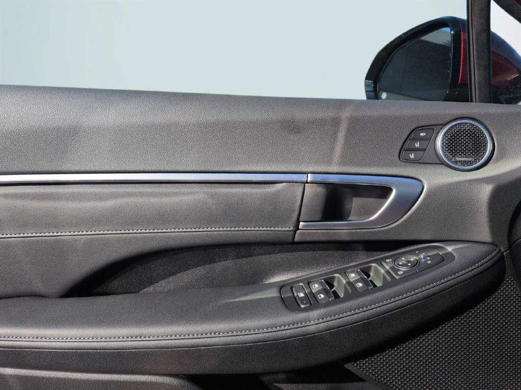 New 2027 Hyundai Sonata Limited FWD image 26