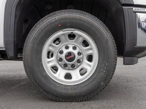 New 2026 GMC Sierra 3500 Pro w/ Convenience Package image 11