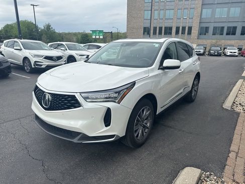 Used 2023 Acura RDX w/ Technology Package AWD/4WD image 2
