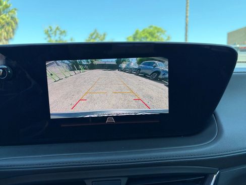 Used 2025 Buick Encore GX Preferred FWD image 23