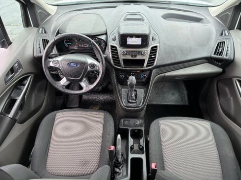 Used 2019 Ford Transit Connect XL image 3