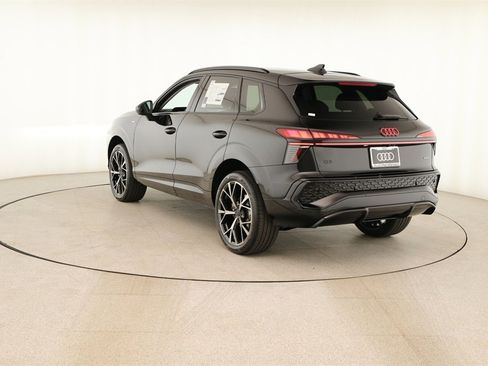 New 2026 Audi Q3 quattro 2.0T image 4