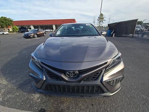 Used 2024 Toyota Camry SE FWD image 2